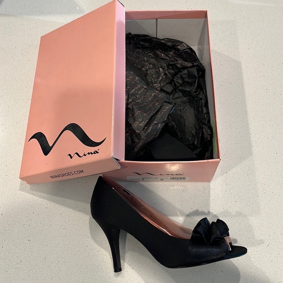 Nina Black Pump Open Toe - Picture 1 of 3